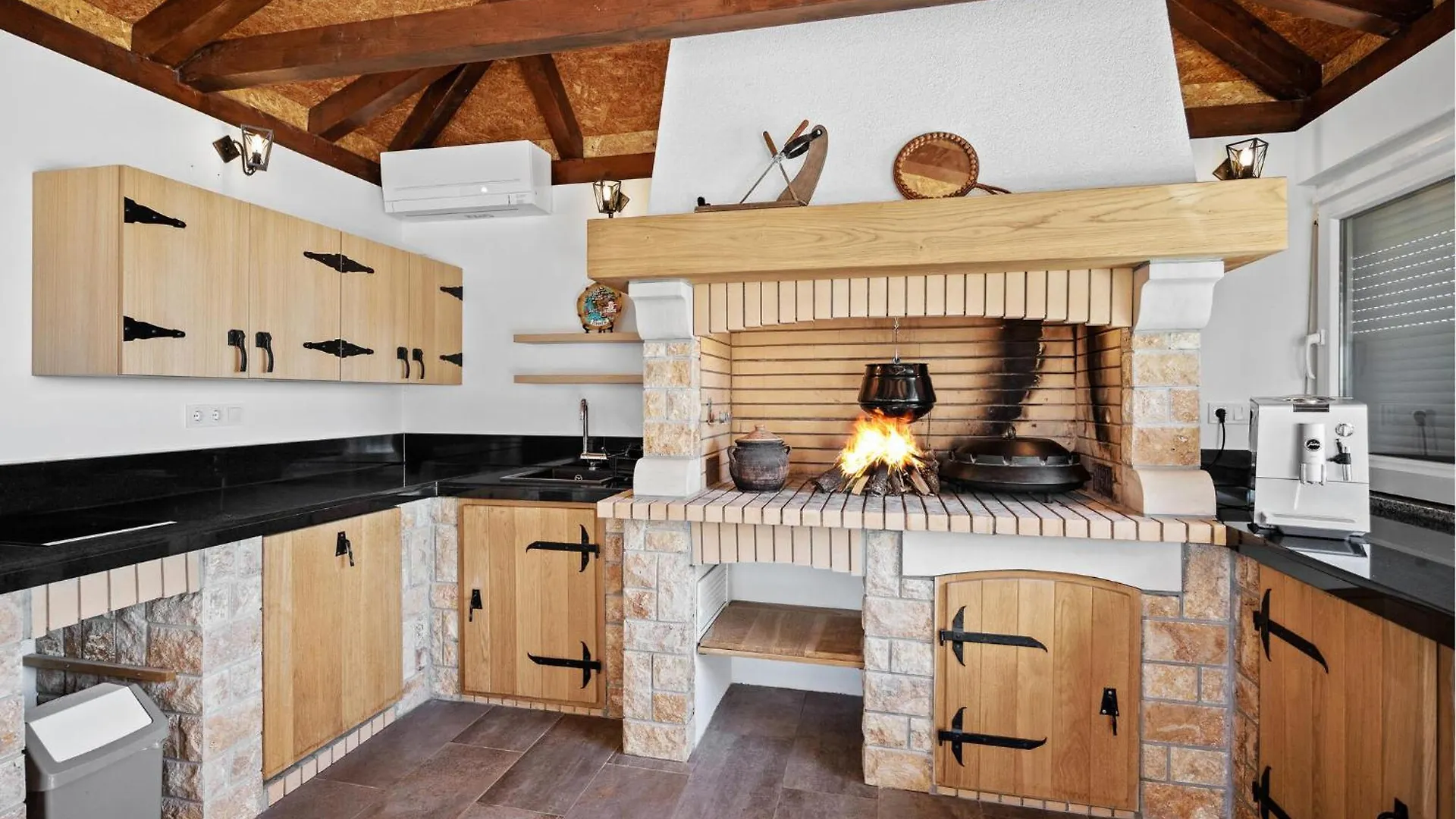 1 Bedroom Stunning Apartment In Medulin
