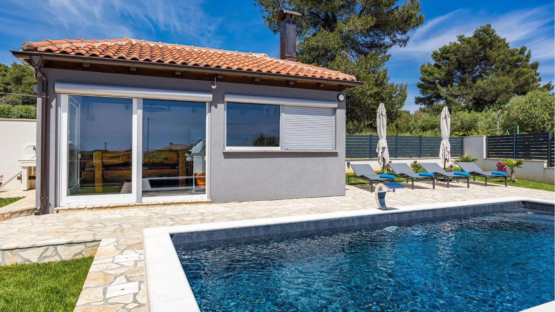1 Bedroom Stunning Apartment In Medulin Croatia